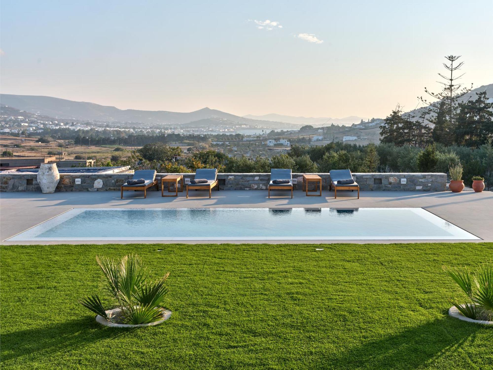 Villa Leo - Unique & Calm Páros Buitenkant foto