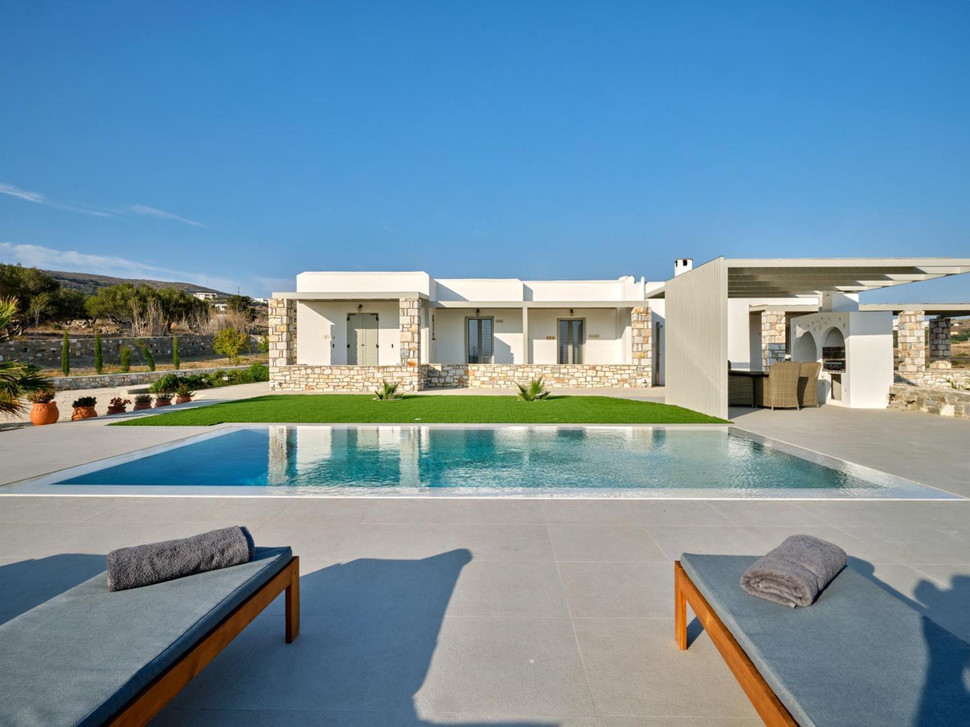 Villa Leo - Unique & Calm Páros Buitenkant foto